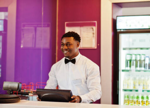10 expert tips for exceptional customer service in the hospitality industry